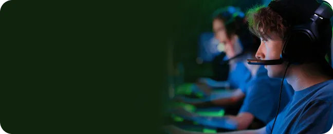 Gamers jogam em rede com menos lag usando a internet Oi Fibra