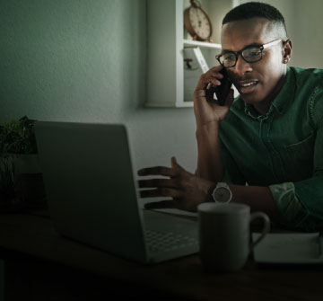 Fale com um consultor E saiba como nossas soluções digitais podem transformar o seu negócio.