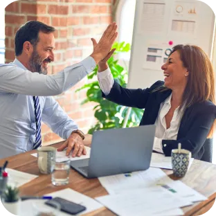 Contratos com administração pública. Colaboradores Oi celebram parceria com a Administração Pública.